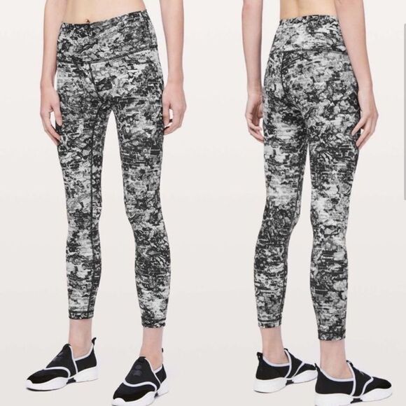Lululemon Wunder Under High Rise Cropped Legging Masked Lace Starlight Black - Picture 1 of 13